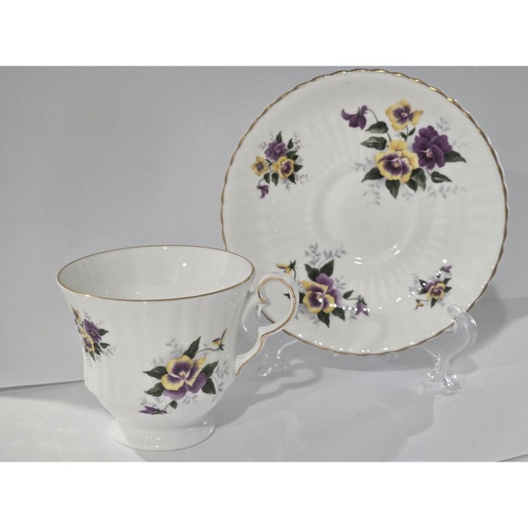 Royal Windsor Other - Royal Windsor Fine Bone China Cup and Saucer Set Pansies England Purple Floral